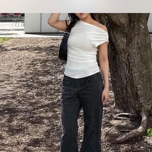 Aritzia babaton gallery top